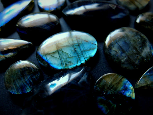 Amazing Facts About Labradorite That You May Not Know